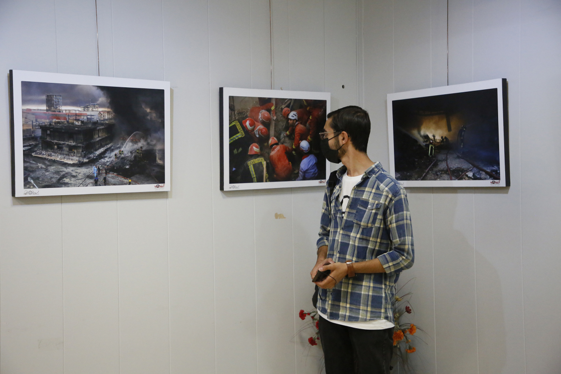 نمایشگاه عکس «آتشواره» در قم گشایش یافت +تصاویر